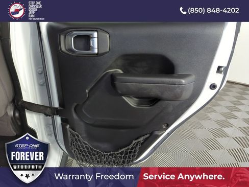 Used 2023 Jeep Wrangler Unlimited w/ Cold Weather Group AWD/4WD image 29