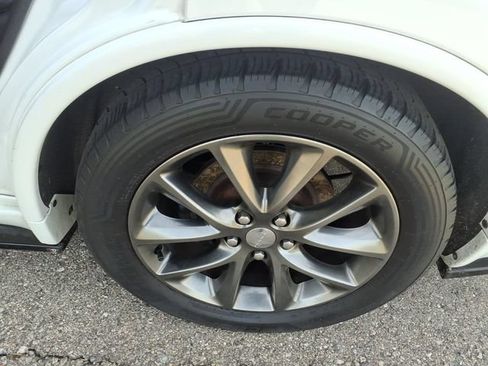 Used 2018 Dodge Durango GT AWD/4WD image 15