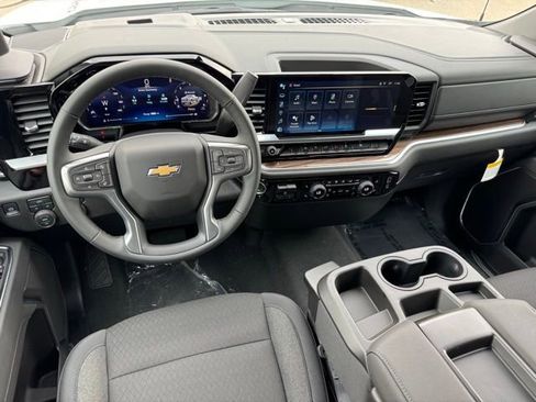New 2026 Chevrolet Silverado 1500 LT AWD/4WD image 8