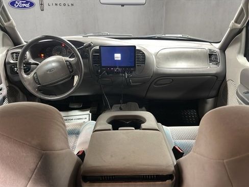 Used 2002 Ford F150 XLT image 12