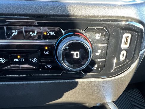 Used 2024 Chevrolet Silverado 2500 LTZ w/ LTZ Convenience Package image 51