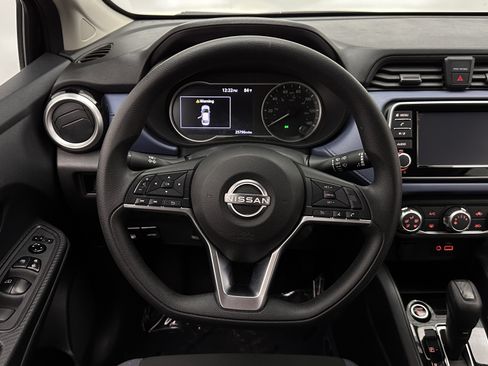Used 2025 Nissan Versa SV FWD image 26