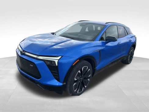 Used 2024 Chevrolet Blazer EV RS AWD/4WD image 4