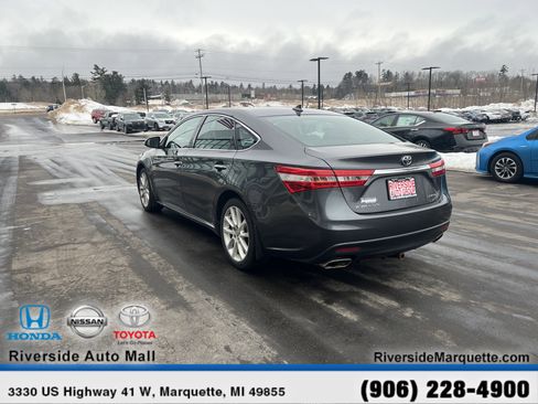 Used 2013 Toyota Avalon Limited w/ Technology Pkg image 6