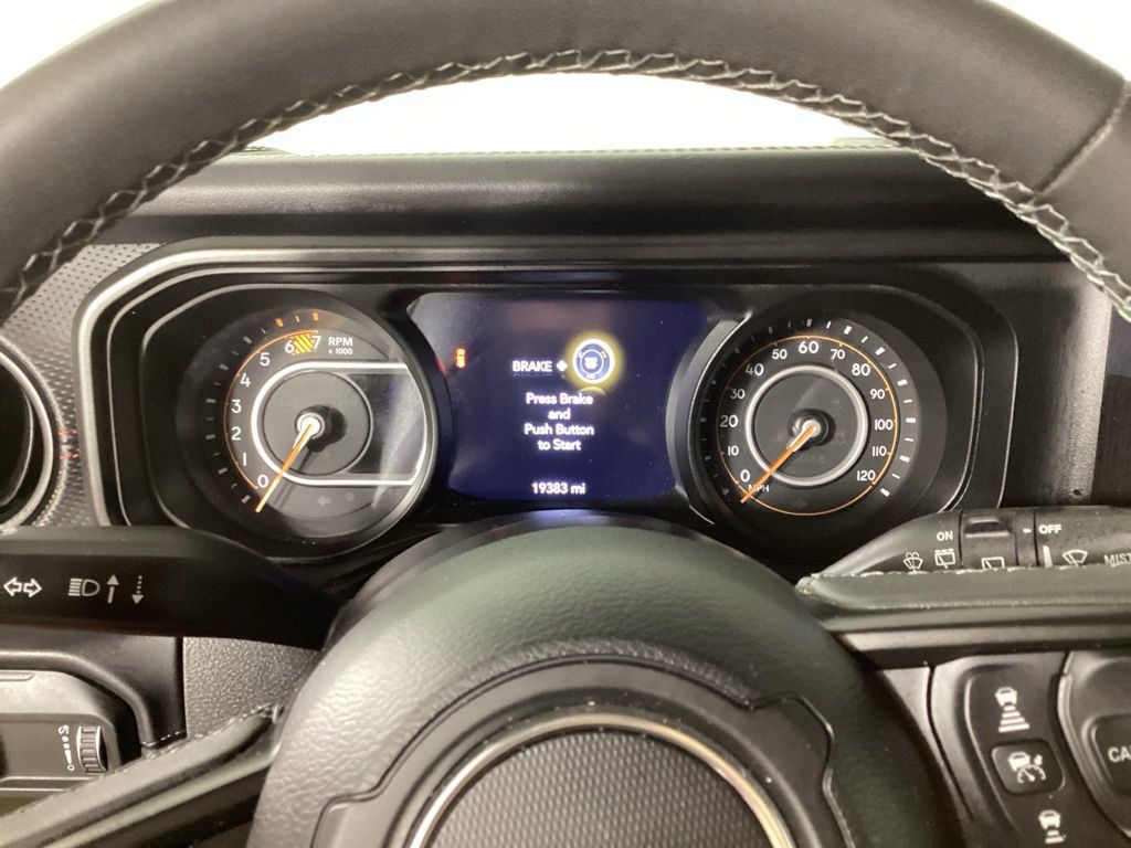 Used 2026 Jeep Wrangler Unlimited Rubicon AWD/4WD image 13