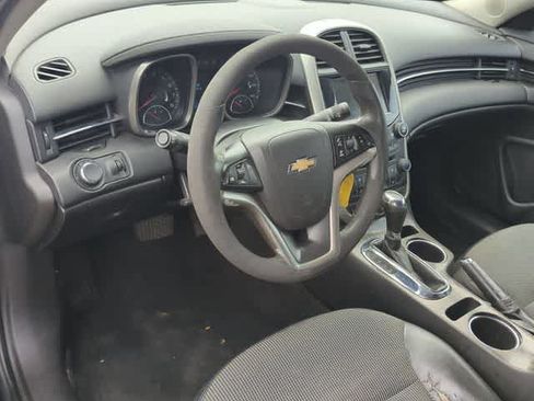 Used 2014 Chevrolet Malibu LT FWD image 10
