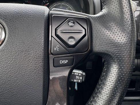 Used 2017 Toyota 4Runner TRD Pro AWD/4WD image 15