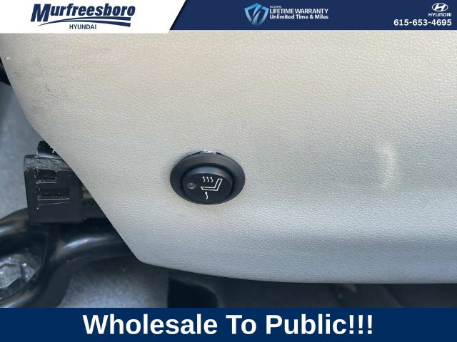 Used 2013 Toyota Camry LE FWD image 25