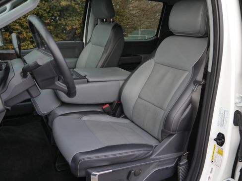 Certified 2022 Ford F150 Lariat w/ Trailer Tow Package image 34