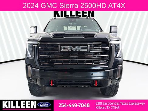 Used 2024 GMC Sierra 2500 AT4X AWD/4WD image 2