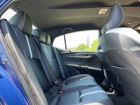 Used 2025 Toyota Camry SE FWD image 26