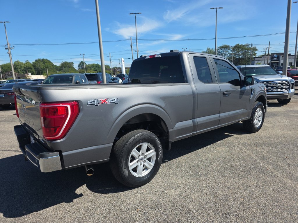 Used 2022 Ford F150 XLT AWD/4WD image 4