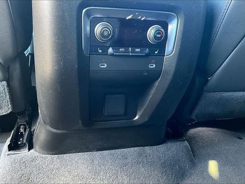 Used 2023 Chevrolet Tahoe Premier image 26