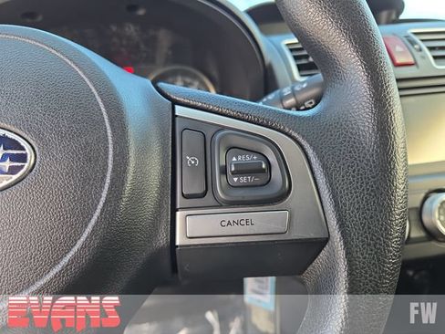 Used 2016 Subaru Crosstrek 2.0i AWD/4WD image 11