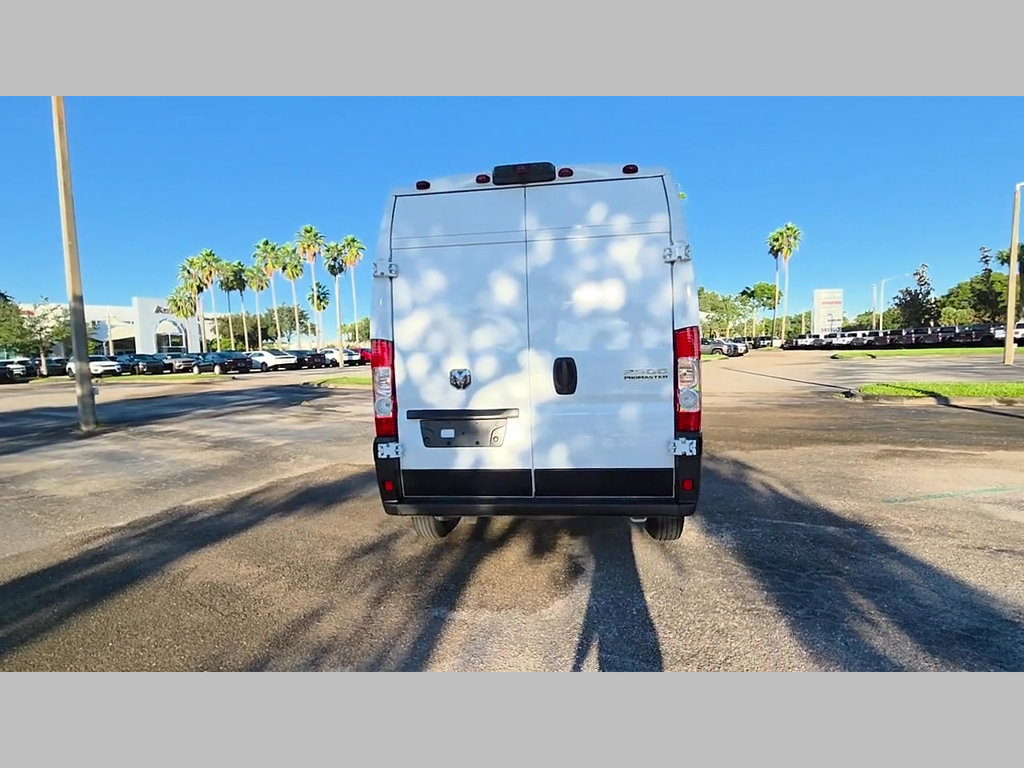 Used 2025 RAM ProMaster 2500 w/ Convenience Group FWD image 39