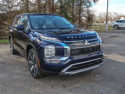 New 2026 Mitsubishi Outlander SE image 7