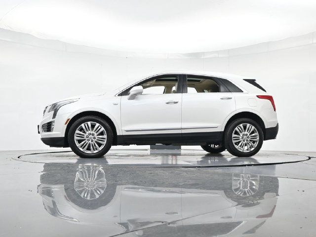 Used 2017 Cadillac XT5 Premium Luxury FWD image 44