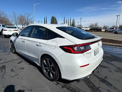 Used 2025 Honda Civic Sport image 6