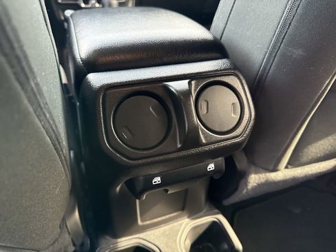 Used 2021 Jeep Gladiator Sport AWD/4WD image 31