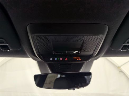 New 2026 Chevrolet Equinox EV LT w/ Convenience Package II AWD/4WD image 42