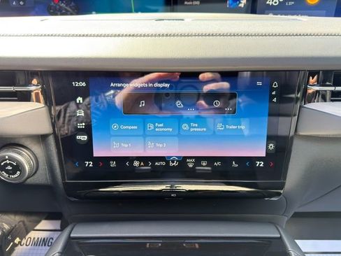 Used 2025 Lincoln Navigator Reserve w/ Jet Appearance Package image 41