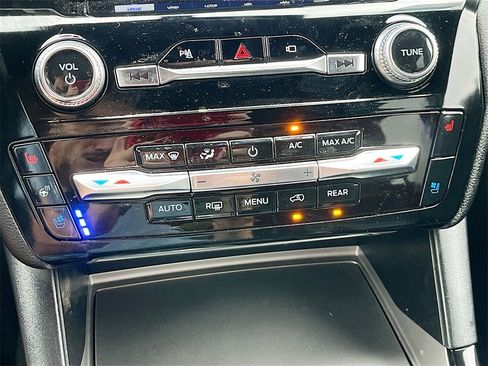 Used 2023 Ford Explorer ST w/ Equipment Group 401A image 16