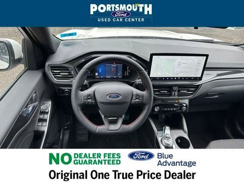 Used 2024 Ford Escape ST-Line Select w/ Tech Pack #1 image 8