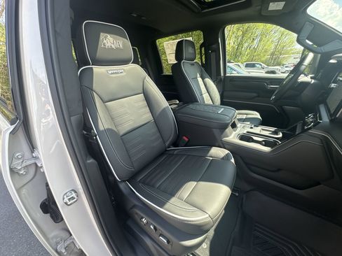 New 2026 GMC Sierra 2500 AT4X w/ AT4X AEV Edition image 26