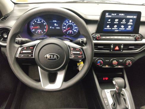 Used 2020 Kia Forte LXS FWD image 22