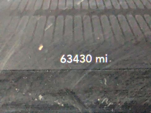 Used 2021 Dodge Challenger R/T w/ Driver Convenience Group image 34