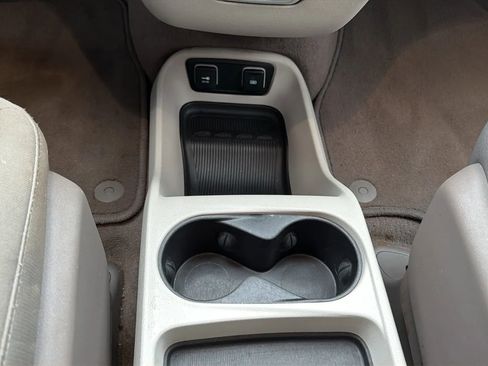 Used 2017 Chrysler Pacifica Touring image 68