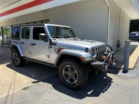 Used 2019 Jeep Wrangler Unlimited Sahara AWD/4WD image 1