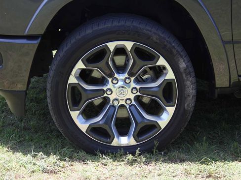 Used 2020 RAM 1500 Limited AWD/4WD image 18