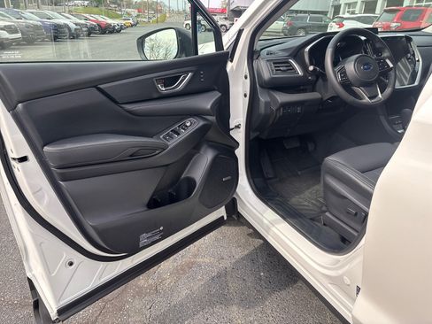 Certified 2025 Subaru Ascent Limited w/ Popular Package #1 image 9