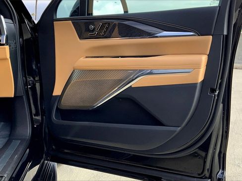 New 2025 Cadillac Escalade IQ Luxury 2 image 33