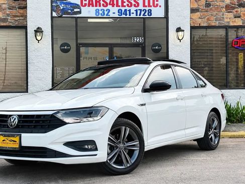 Used 2019 Volkswagen Jetta R-Line FWD image 1