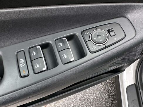 Used 2023 Hyundai Santa Fe SEL AWD/4WD image 9