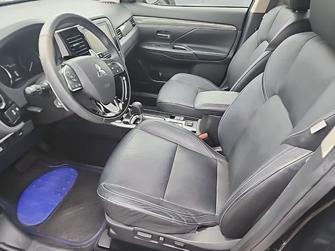 Used 2020 Mitsubishi Outlander GT AWD/4WD image 7