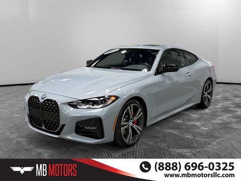 Used 2023 BMW 430i xDrive Coupe w/ M Sport Package image 9
