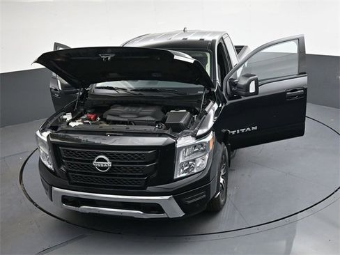 Used 2024 Nissan Titan SV w/ SV Utility Package image 41