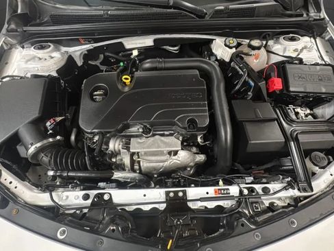 Used 2025 Chevrolet Malibu LT FWD image 24