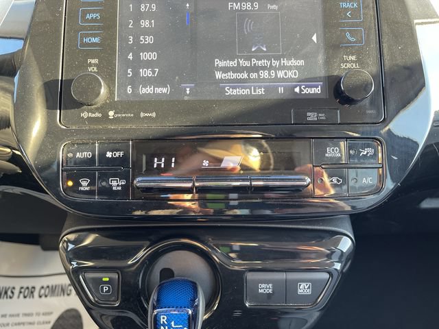 Used 2018 Toyota Prius Three FWD image 19