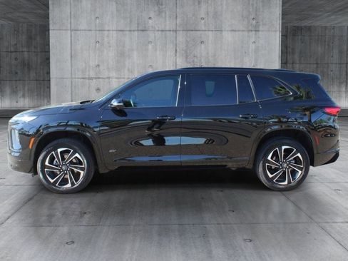 Used 2025 Buick Enclave Sport Touring FWD image 2