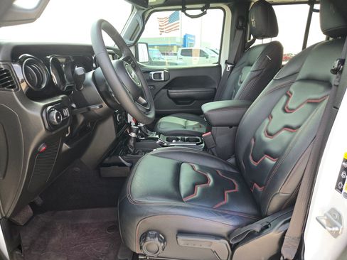 Used 2023 Jeep Wrangler Unlimited Sport w/ Sun And Sound Package AWD/4WD image 9