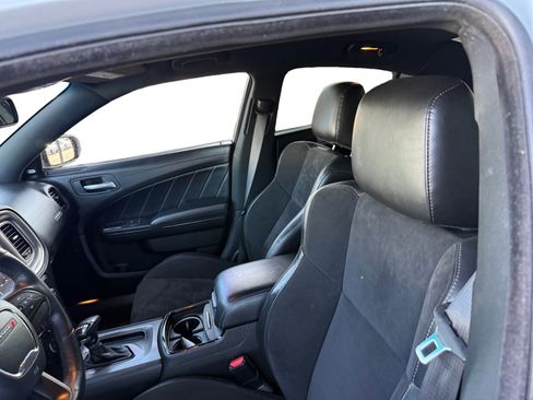 Used 2022 Dodge Charger R/T w/ Plus Group image 10