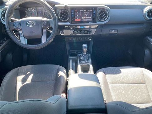 Used 2017 Toyota Tacoma TRD Sport w/ Premium & Technology Package RWD image 24
