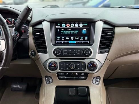 Used 2019 GMC Yukon XL SLT w/ Open Road Package image 28