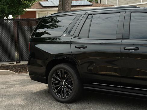 Used 2024 Cadillac Escalade V w/ LPO, ONYX Package AWD/4WD image 44