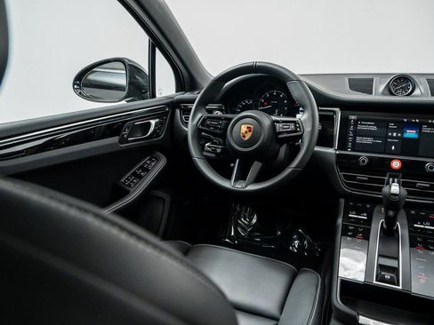 New 2026 Porsche Macan AWD/4WD image 22