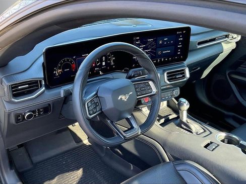 Used 2024 Ford Mustang Premium image 19